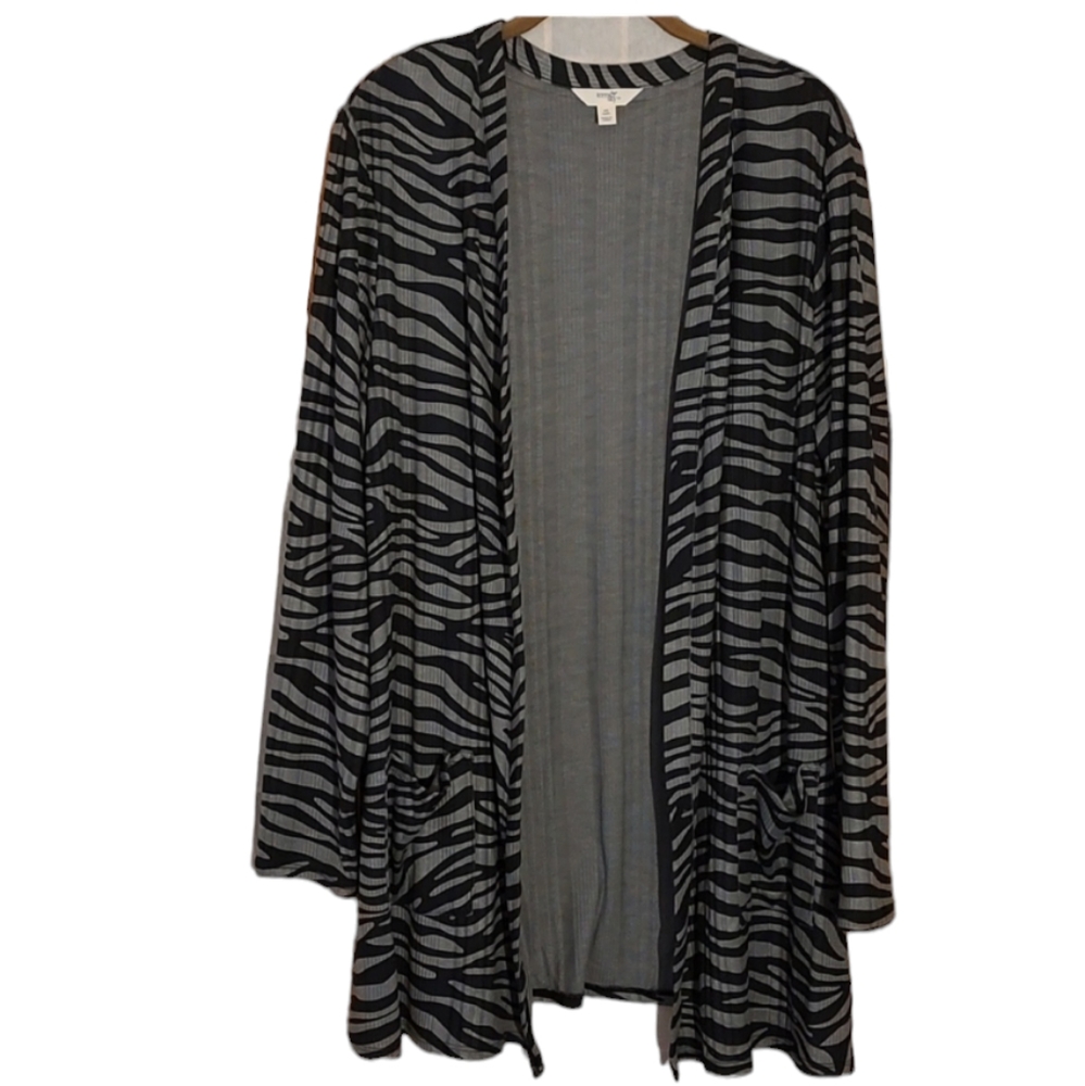 Gray & Black Animal Print Terra & Sky Open Cardigan w/ Pockets sz 14 Woman's